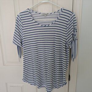Green Envelope Los Angeles brand-  size L - Short sleeved - white with blue stri